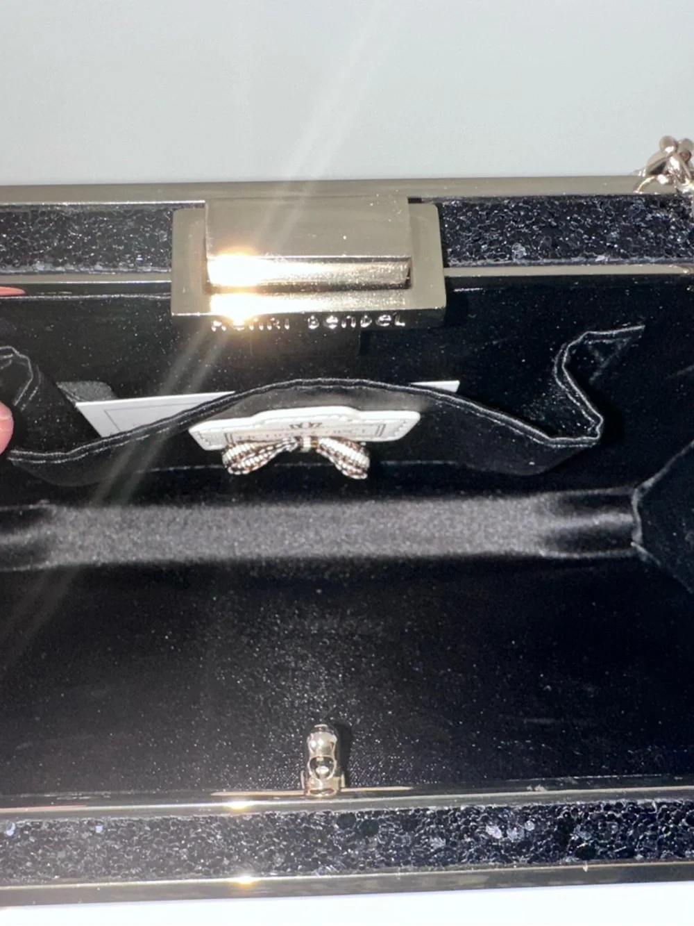 Henri Bendel Black Glitter Minaudiere w/ Gold Tone Shoulder Bag EUC - Picture 3 of 5